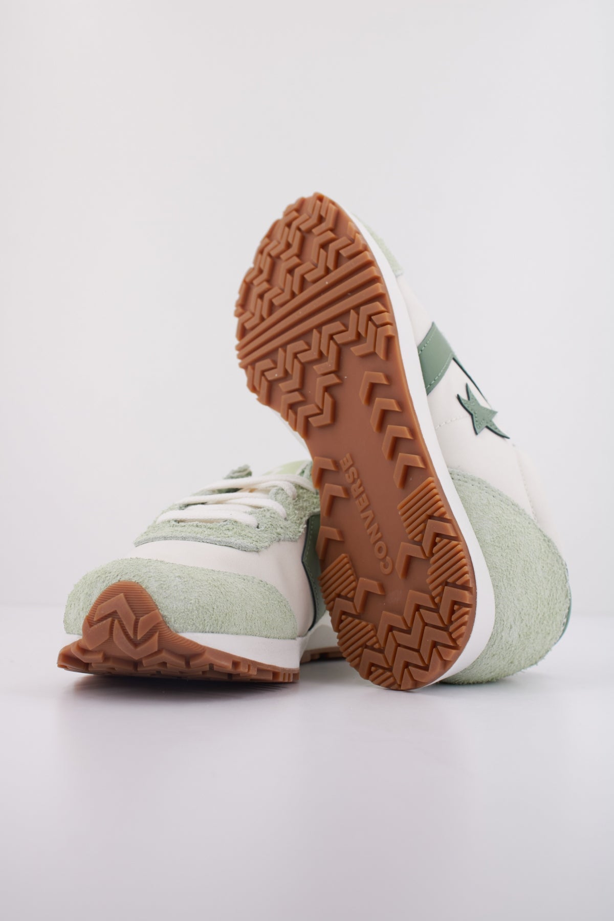 CONVERSE OMEGA TRAINER PASTEL en color VERDE  (5)