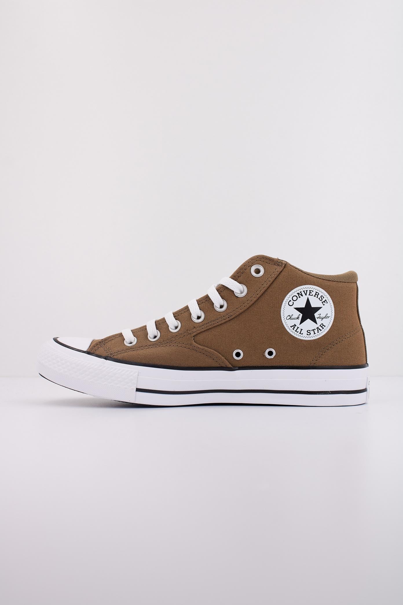 CONVERSE CHUCK TAYLOR ALL STAR MALDEN STREET CANVAS & SUEDE en color MARRON  (1)