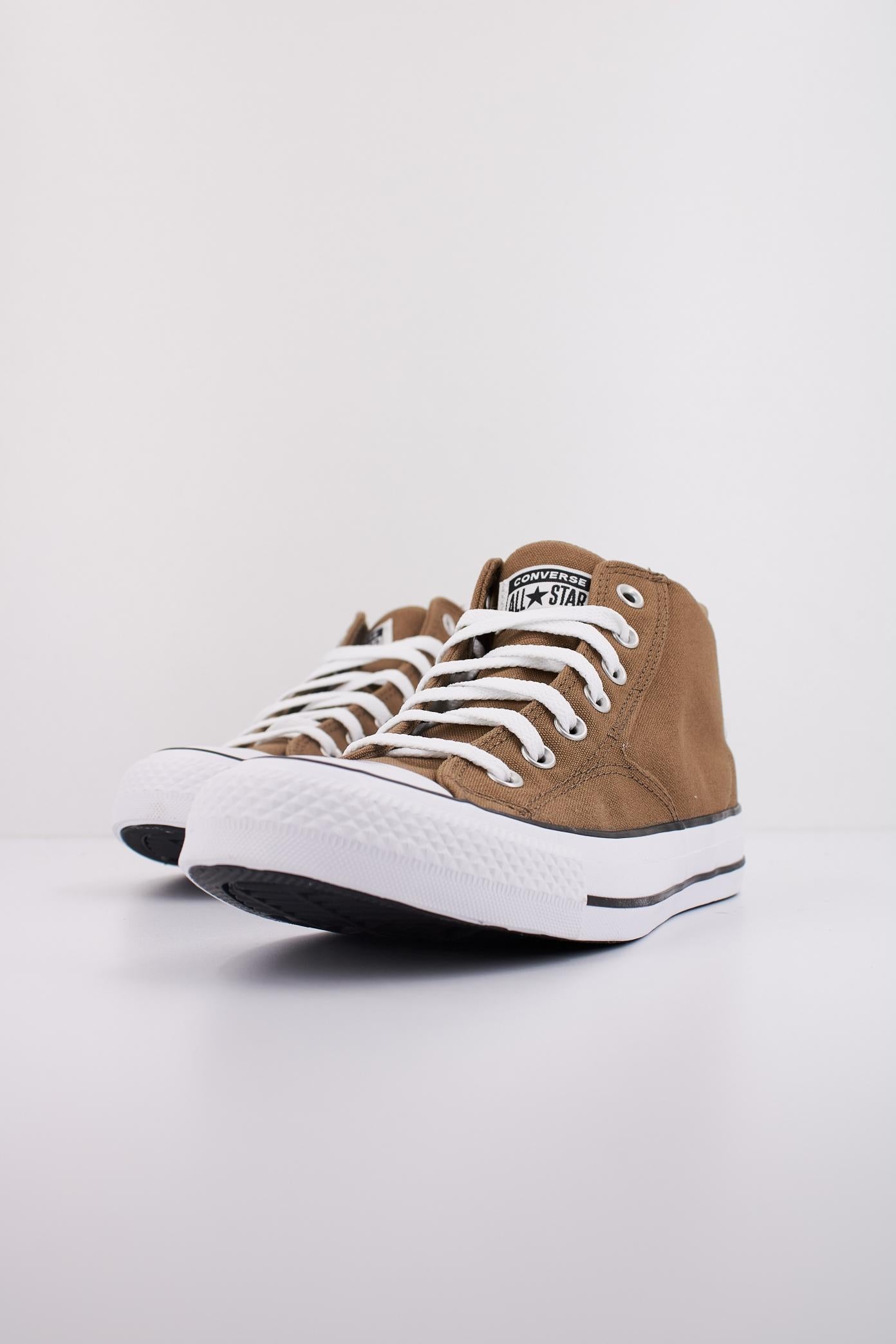 CONVERSE CHUCK TAYLOR ALL STAR MALDEN STREET CANVAS & SUEDE en color MARRON  (2)