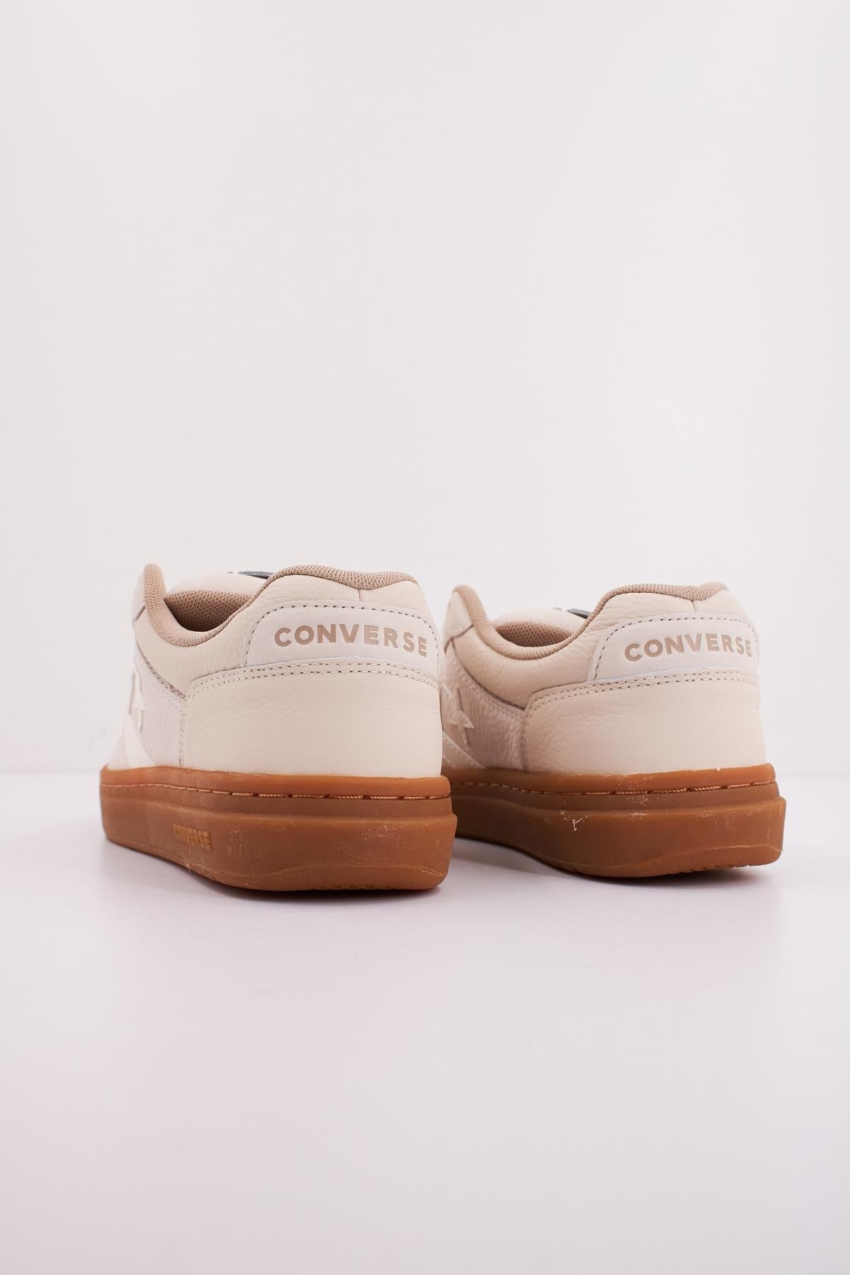 CONVERSE PRO BLAZE CLASSIC OX en color BEIS  (4)