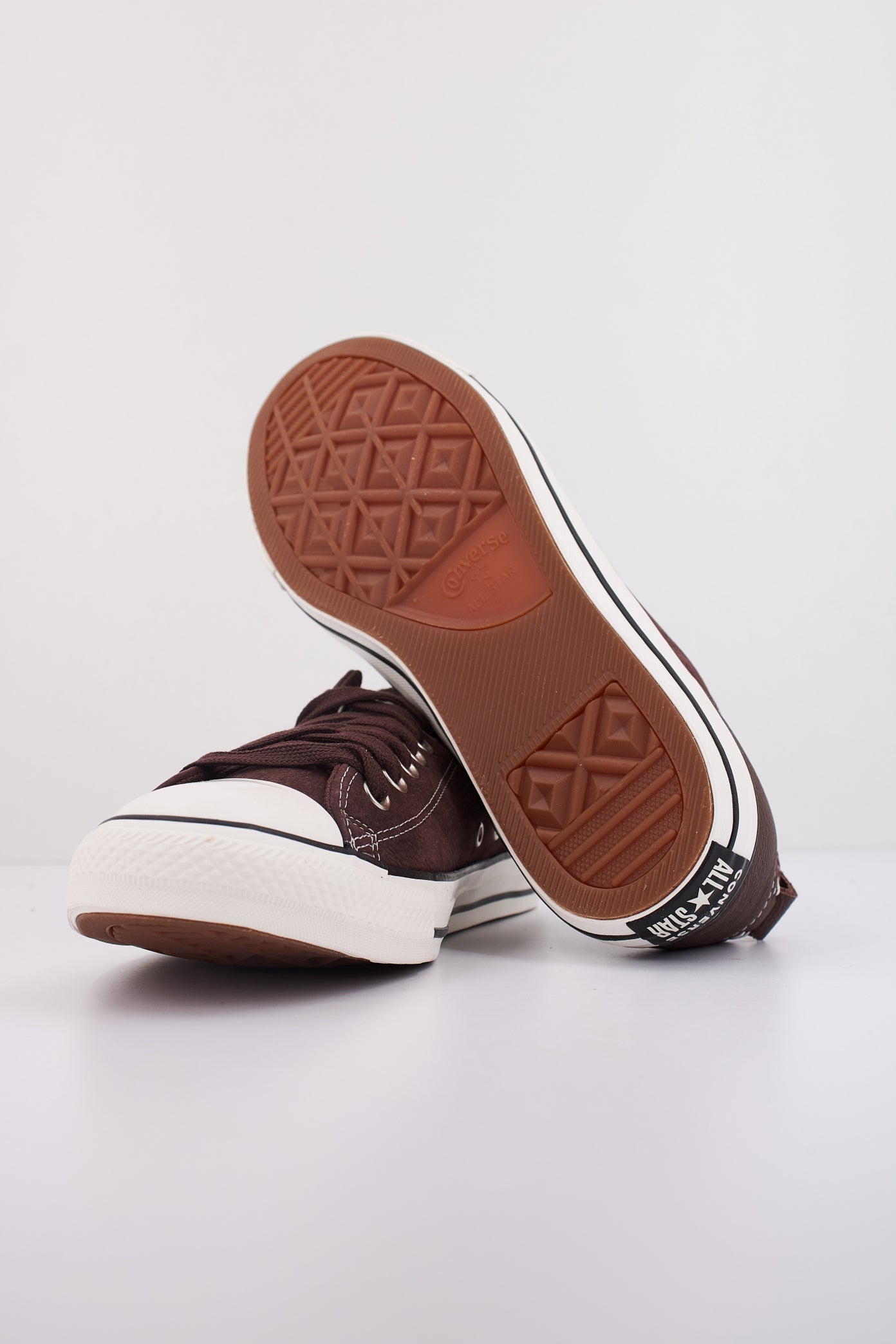 CONVERSE CTAS WIDE OX ETERNAL en color MARRON  (5)