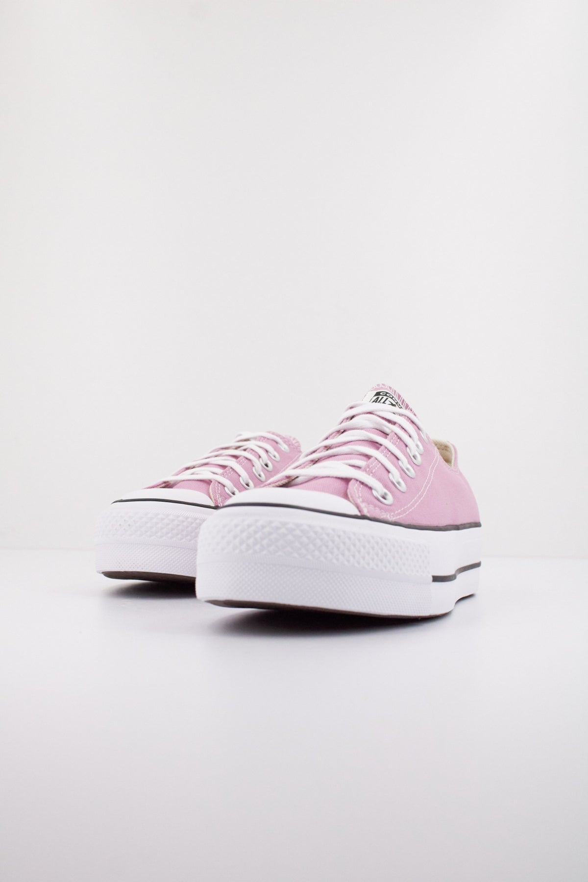 CONVERSE CHUCK TAYLOR ALL STAR LIFT en color ROSA  (2)