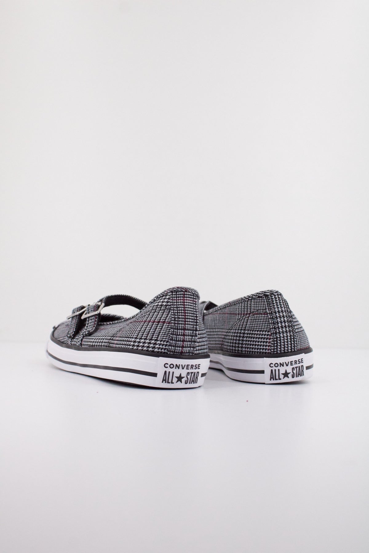 CONVERSE CHUCK TAYLOR ALL STAR DAINT en color GRIS  (4)