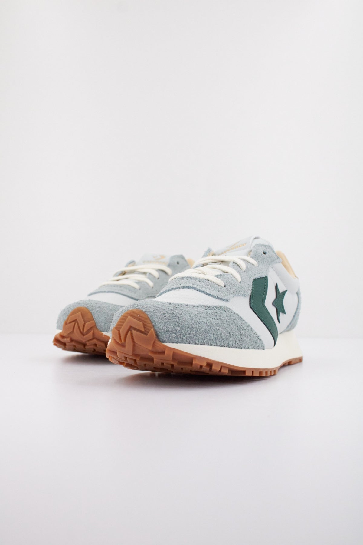 CONVERSE OMEGA TRAINER en color AZUL  (2)