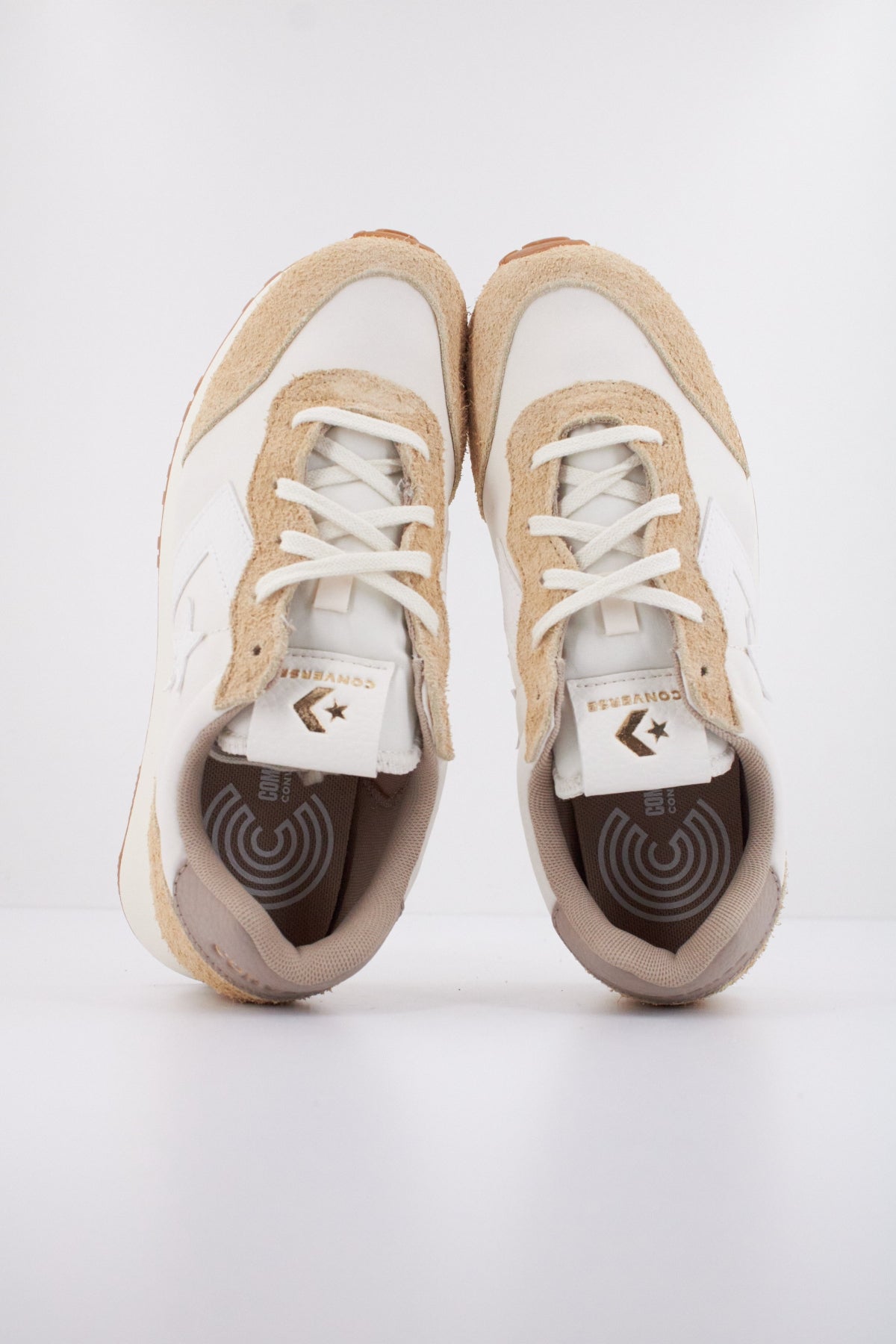 CONVERSE  OMEGA TRAINER  en color BEIS  (3)