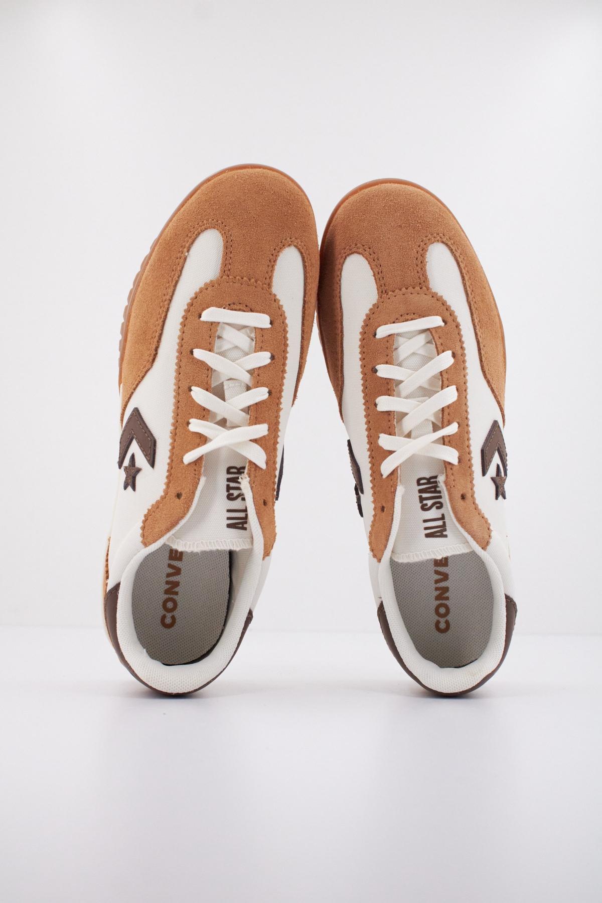CONVERSE RUN STAR TRAINER OX en color MARRON  (3)