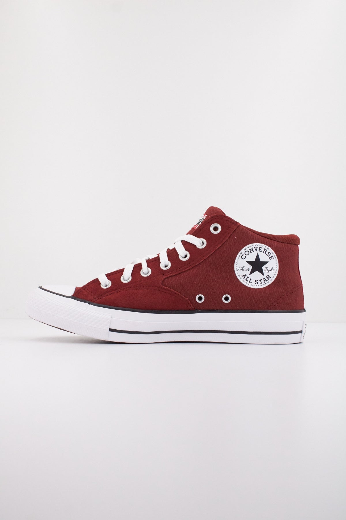 CONVERSE CHUCK TAYLOR ALL STAR MALDEN STREET en color MARRON  (1)
