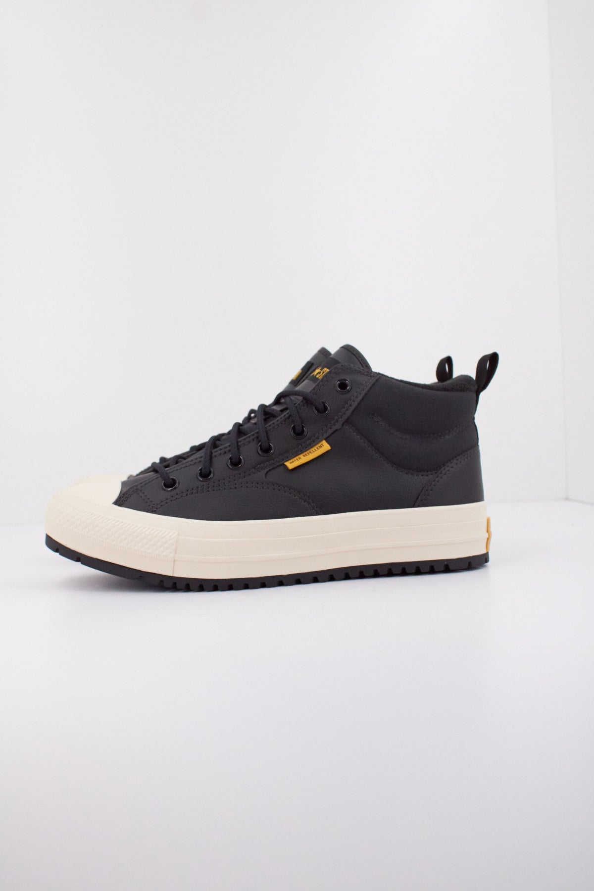 CONVERSE CHUCK TAYLOR ALL STAR MALDEN STREET BOOT MID en color NEGRO  (1)