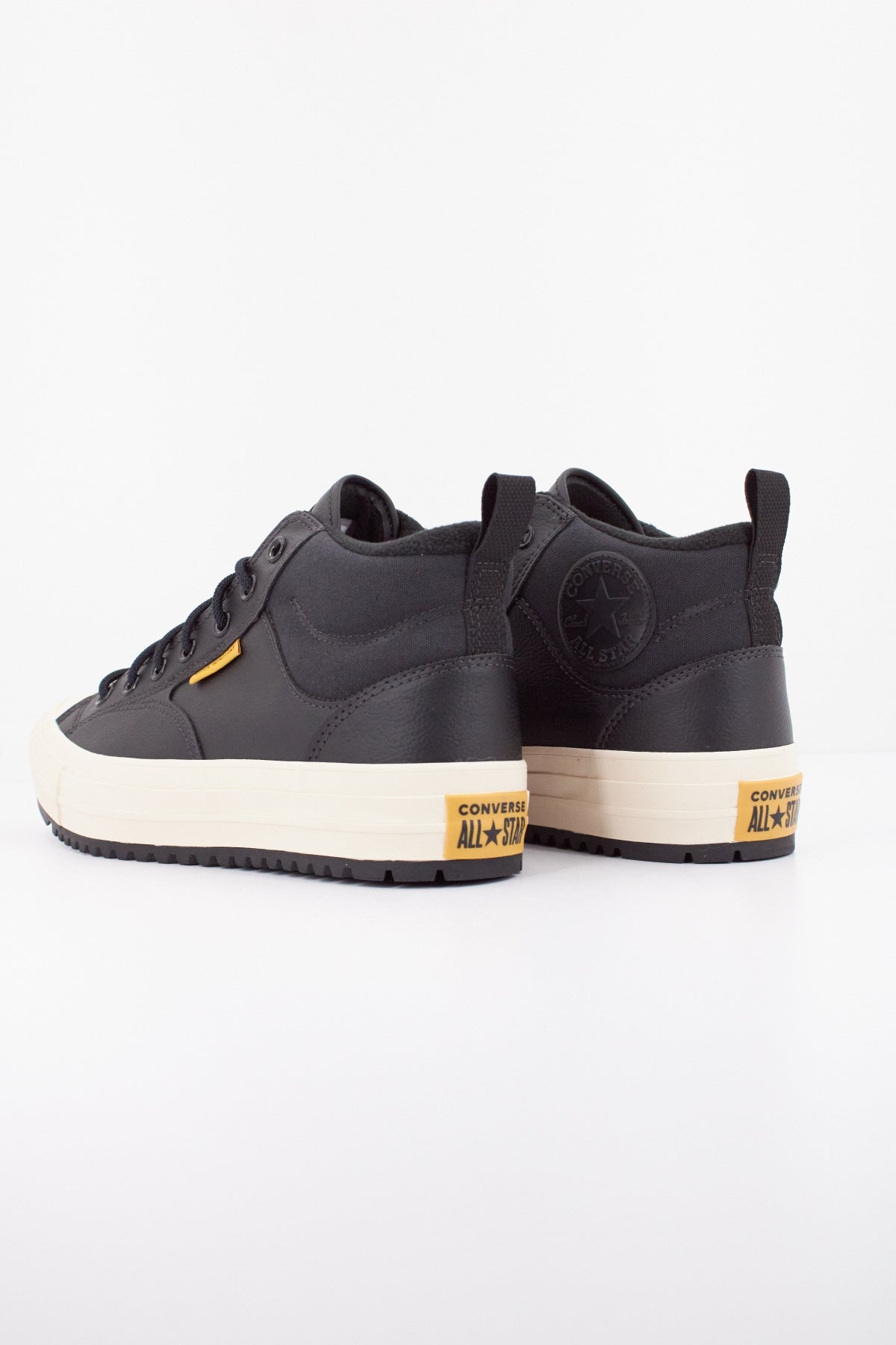 CONVERSE CHUCK TAYLOR ALL STAR MALDEN STREET BOOT MID en color NEGRO  (4)