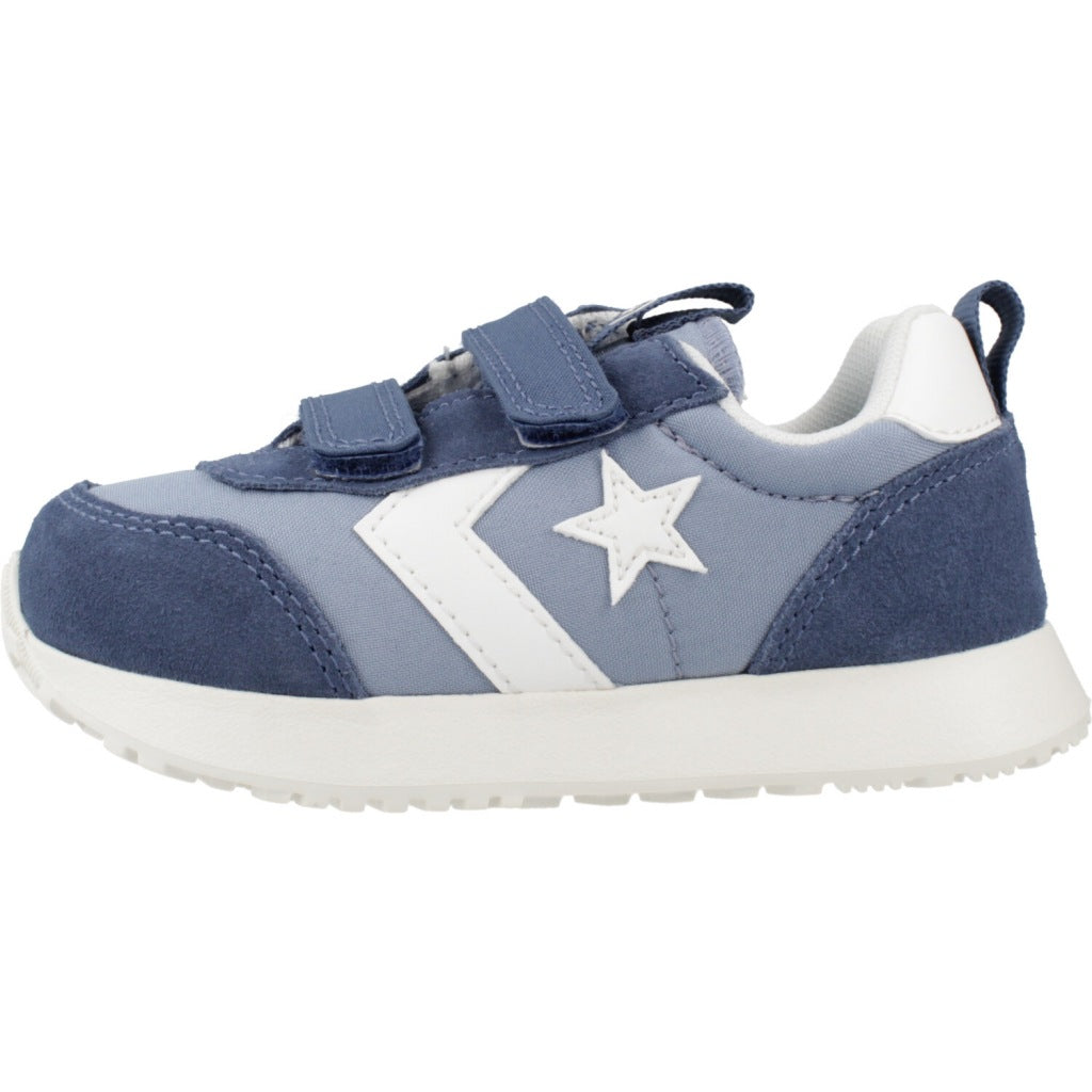 CONVERSE OMEGA TRAINER OX en color AZUL  (2)