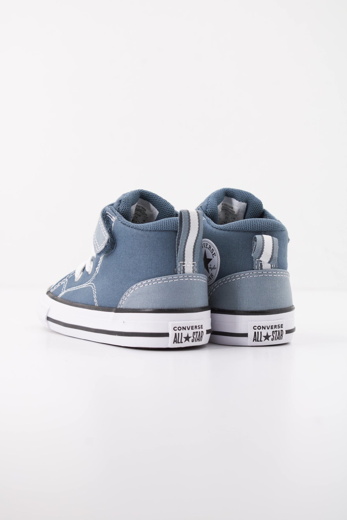 CONVERSE CTAS MALDEN STREET V en color AZUL  (4)