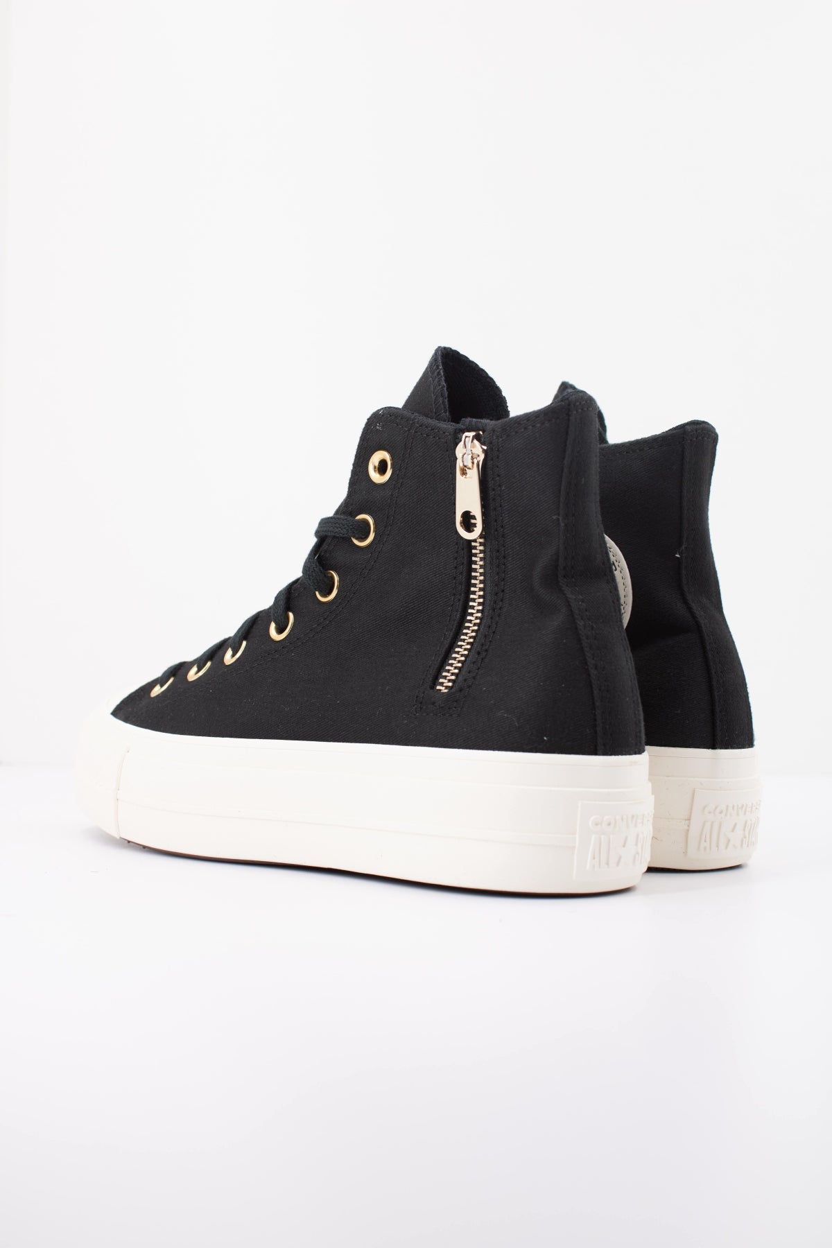CONVERSE Chuck Taylor All Star Lift Hi en color NEGRO  (4)