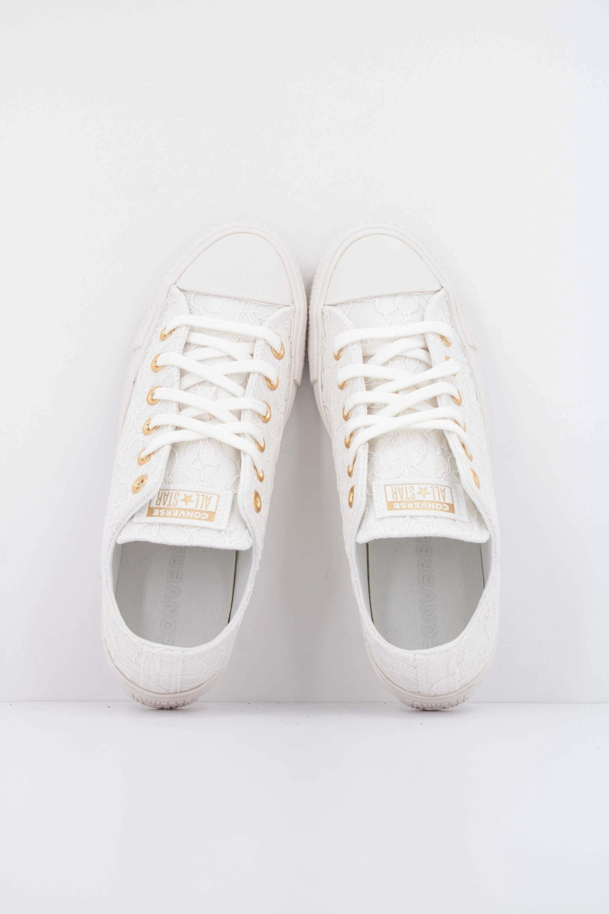 CONVERSE Chuck Taylor All Star Lace Ox en color BLANCO  (3)