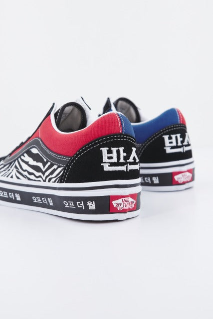 VANS UA OLD SKOOL en color NEGRO  (3)