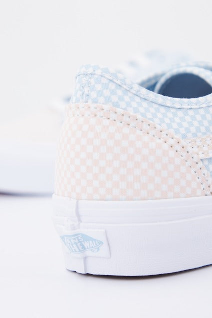 VANS UA OLD SKOOL TAPERED en color AZUL  (4)
