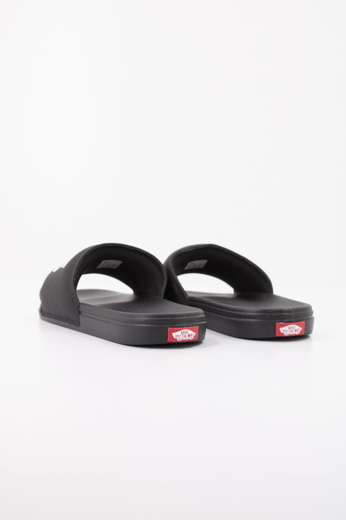 VANS LA COSTA SLIDE-ON en color NEGRO  (4)