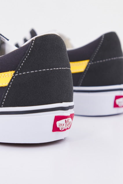 VANS UA SK-LOW en color NEGRO  (4)