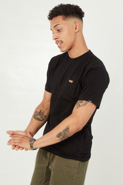 VANS LEFT CHEST LOGO TEE en color NEGRO  (3)