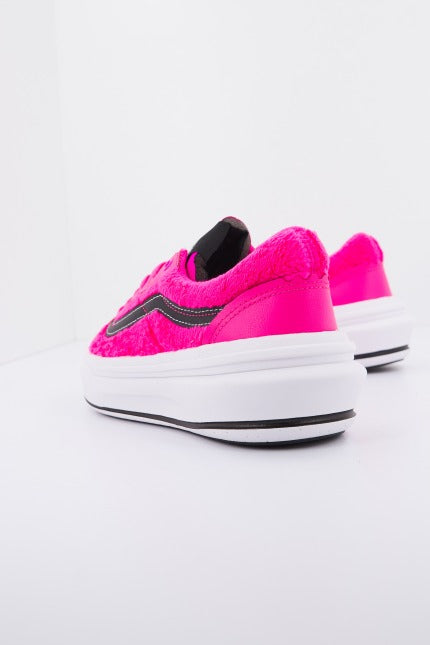 VANS OLD SKOOL OVERT CC en color ROSA  (3)