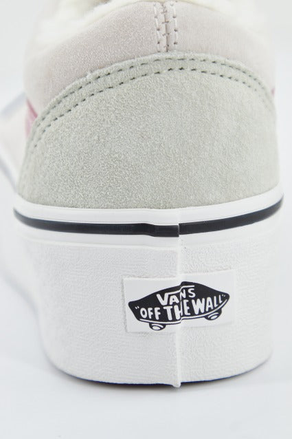 VANS  UA OLD SKOOL en color BLANCO  (4)