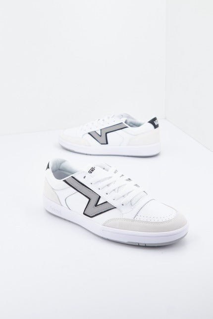 VANS LOWLAND CC en color BLANCO  (1)