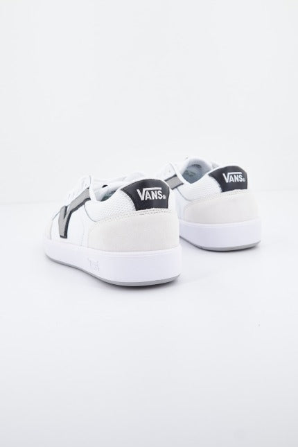 VANS LOWLAND CC en color BLANCO  (3)