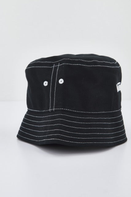 VANS HANKLEY BUCKET HAT en color NEGRO  (2)