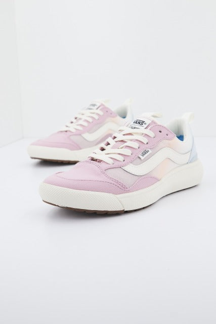 VANS ULTRARANGE EXO en color ROSA  (1)