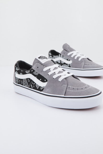 VANS  SK-LOW en color GRIS  (1)