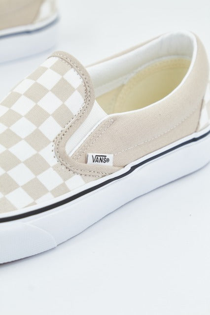 VANS CLASSIC SLIP-ON en color BEIS  (2)