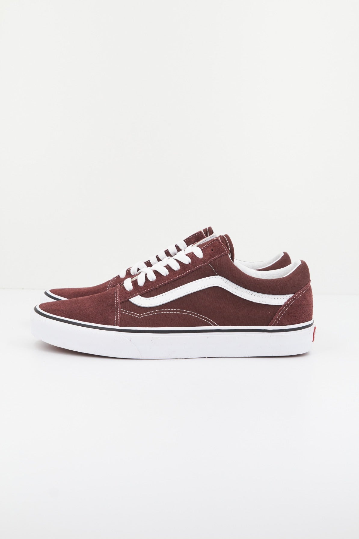 VANS OLD SKOOL en color MARRON  (1)