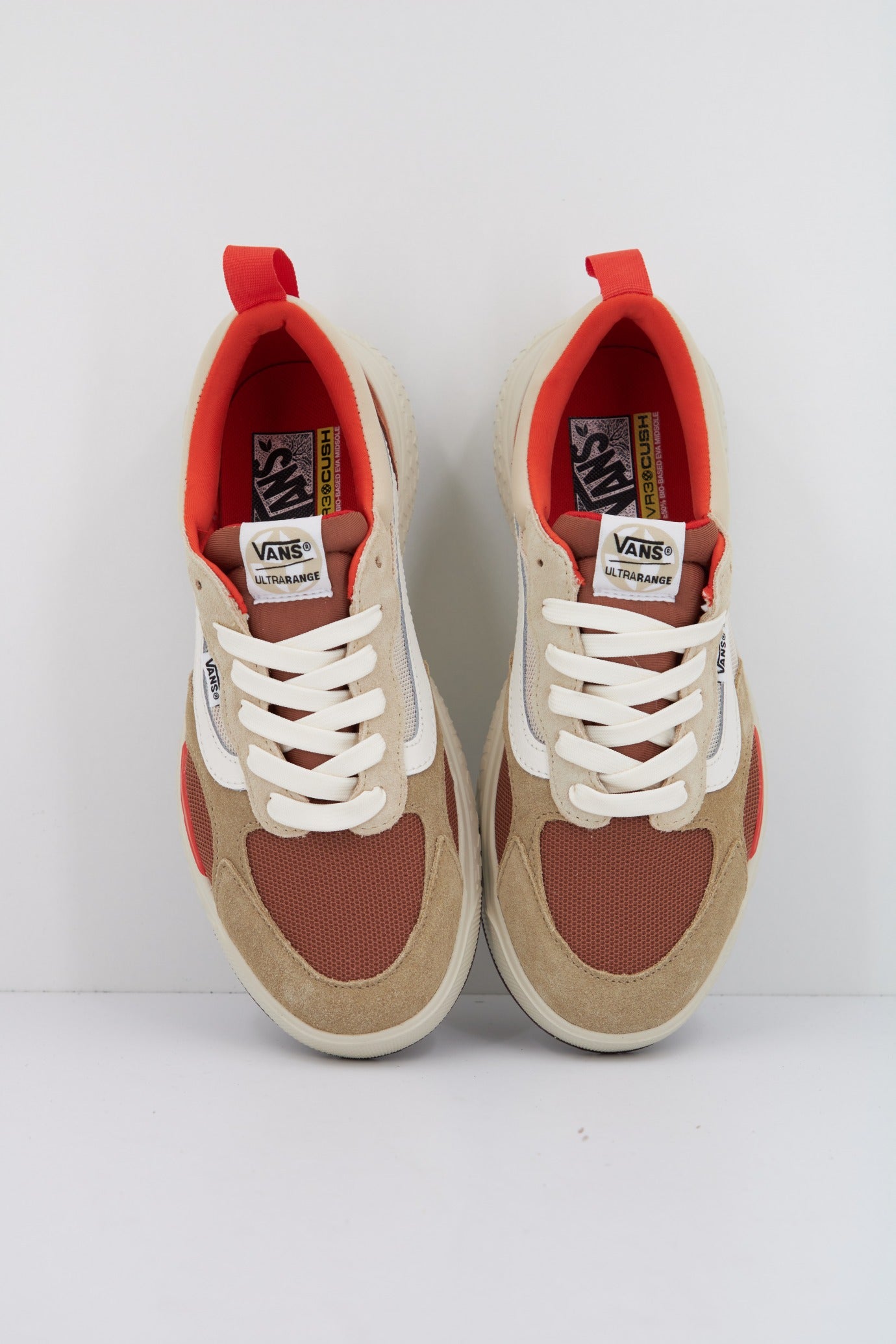 VANS ULTRARANGE NEO VR en color MARRON  (2)