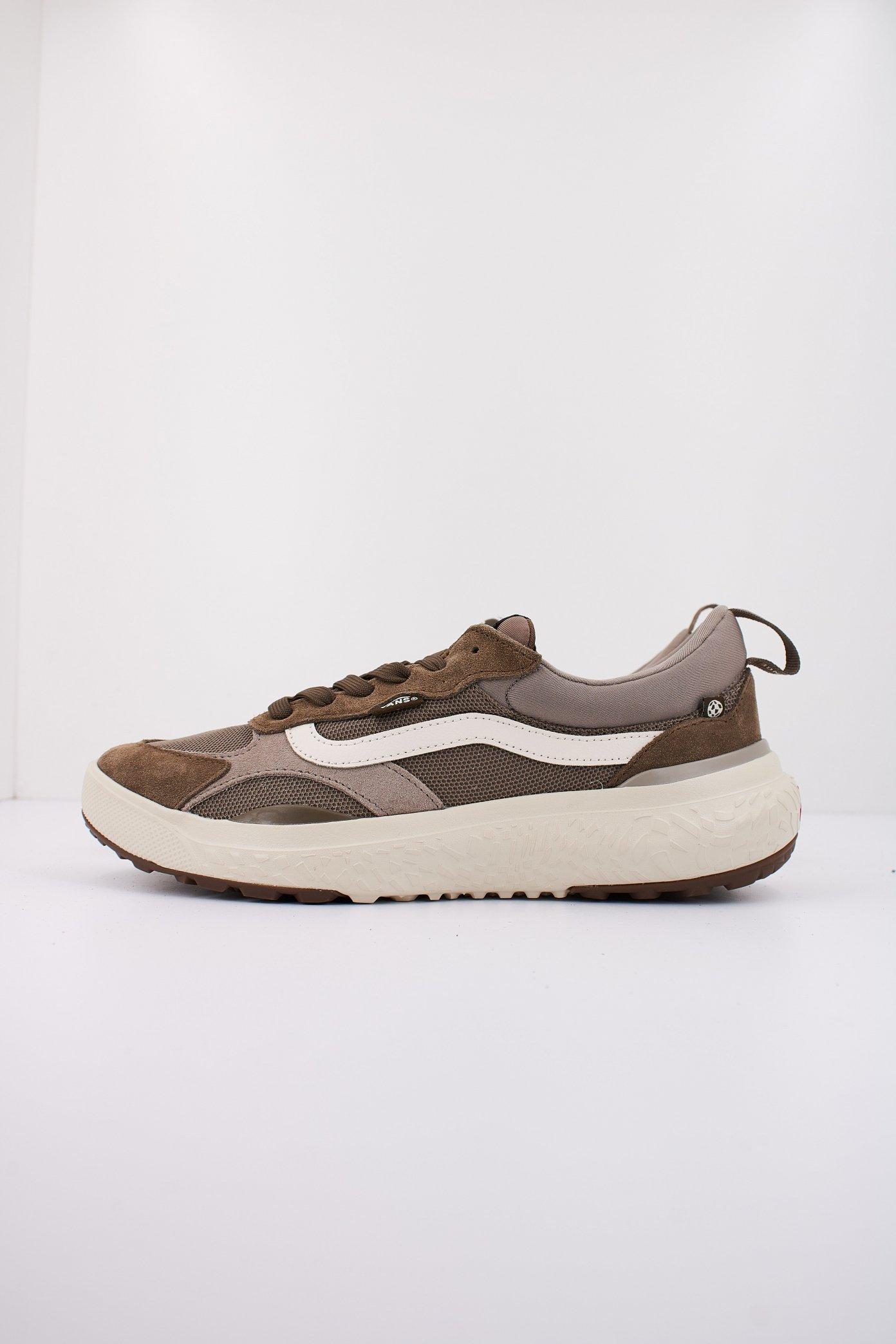 VANS ULTRARANGE NEO VR en color MARRON  (1)