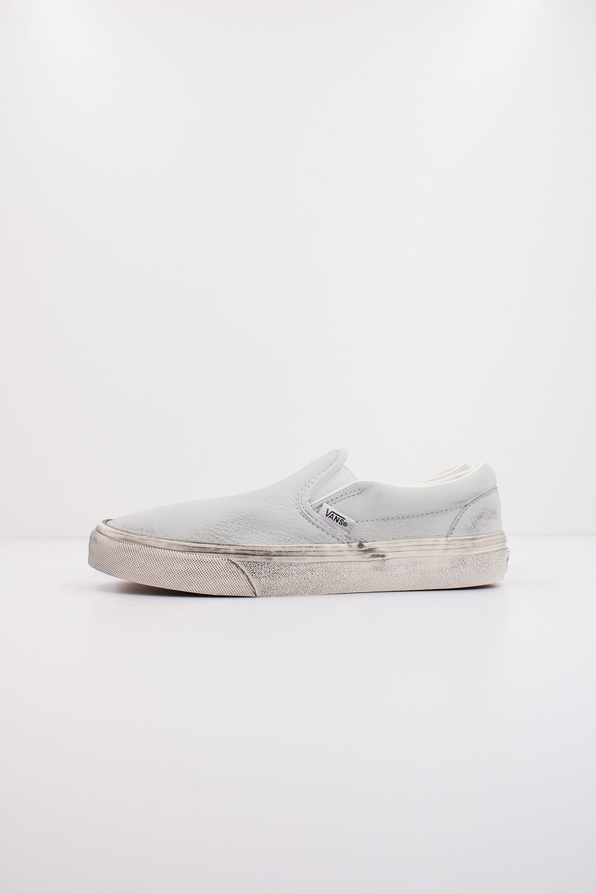 VANS CLASSIC SLIP-ON DELICA en color GRIS  (1)