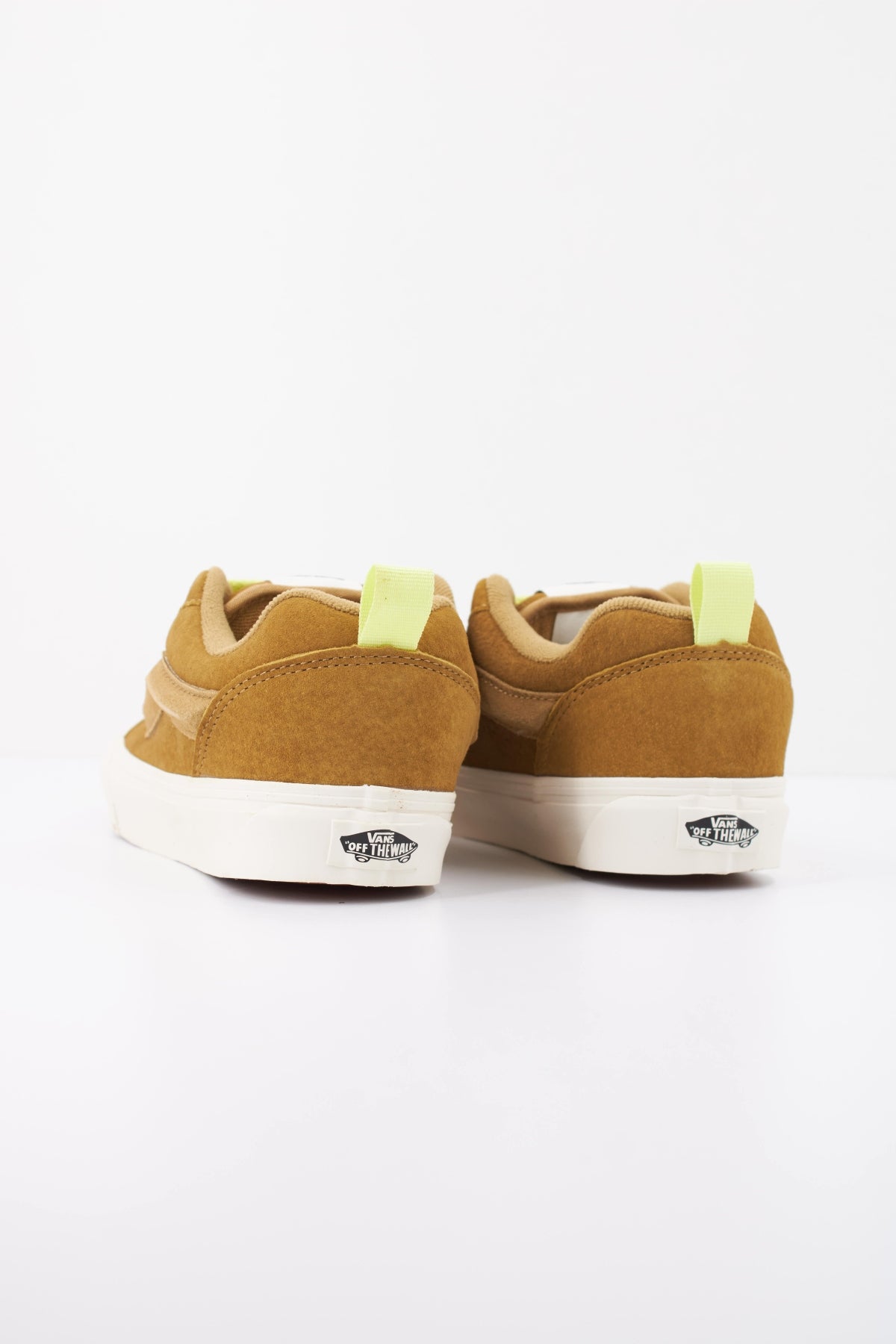 VANS KNU SKOOL en color MARRON  (4)