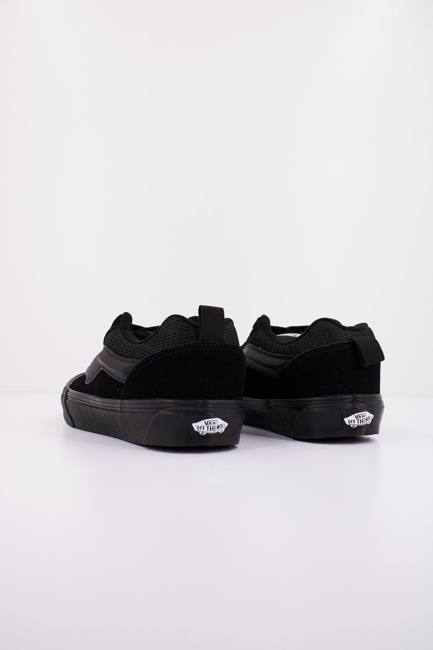 VANS KNU SKOOL en color NEGRO  (3)