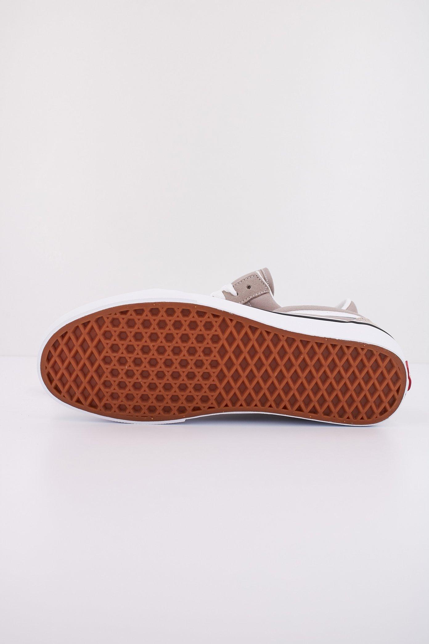 VANS OLD SKOOL en color MARRON CLARO  (5)