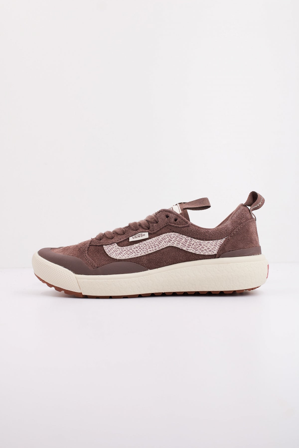 VANS MTE ULTRARANGE EXO SE en color MARRON  (1)