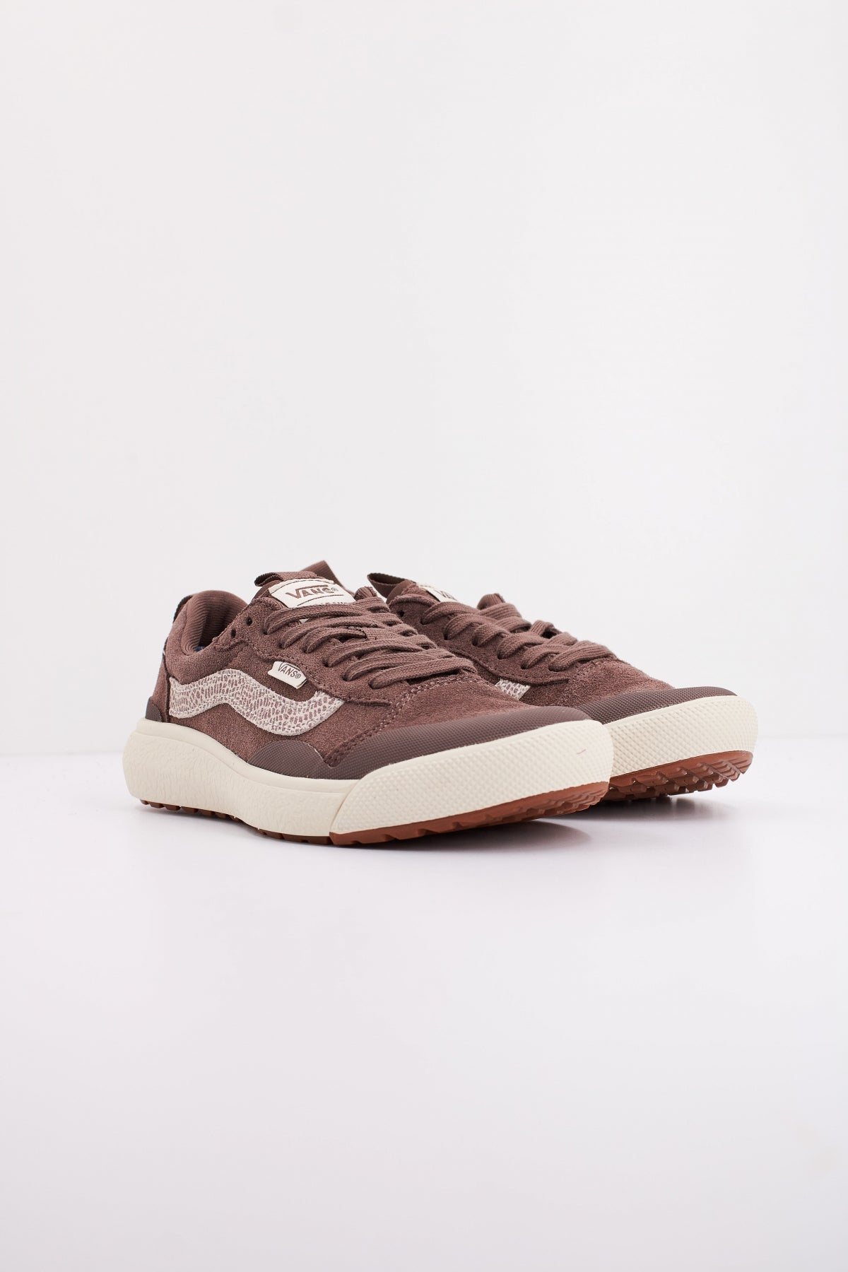 VANS MTE ULTRARANGE EXO SE en color MARRON  (2)