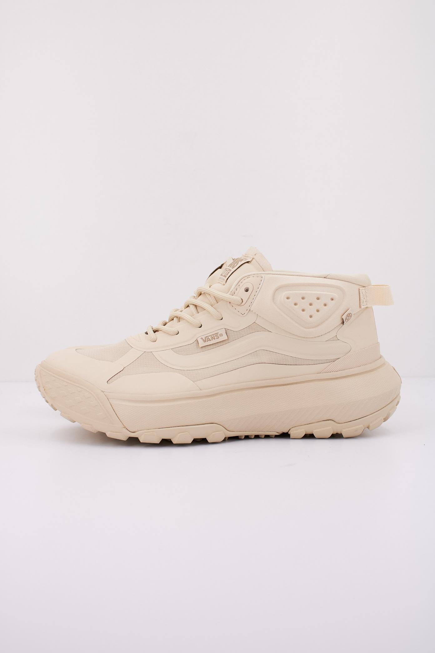 VANS  MTE CROSSPATH MID en color BEIS  (1)