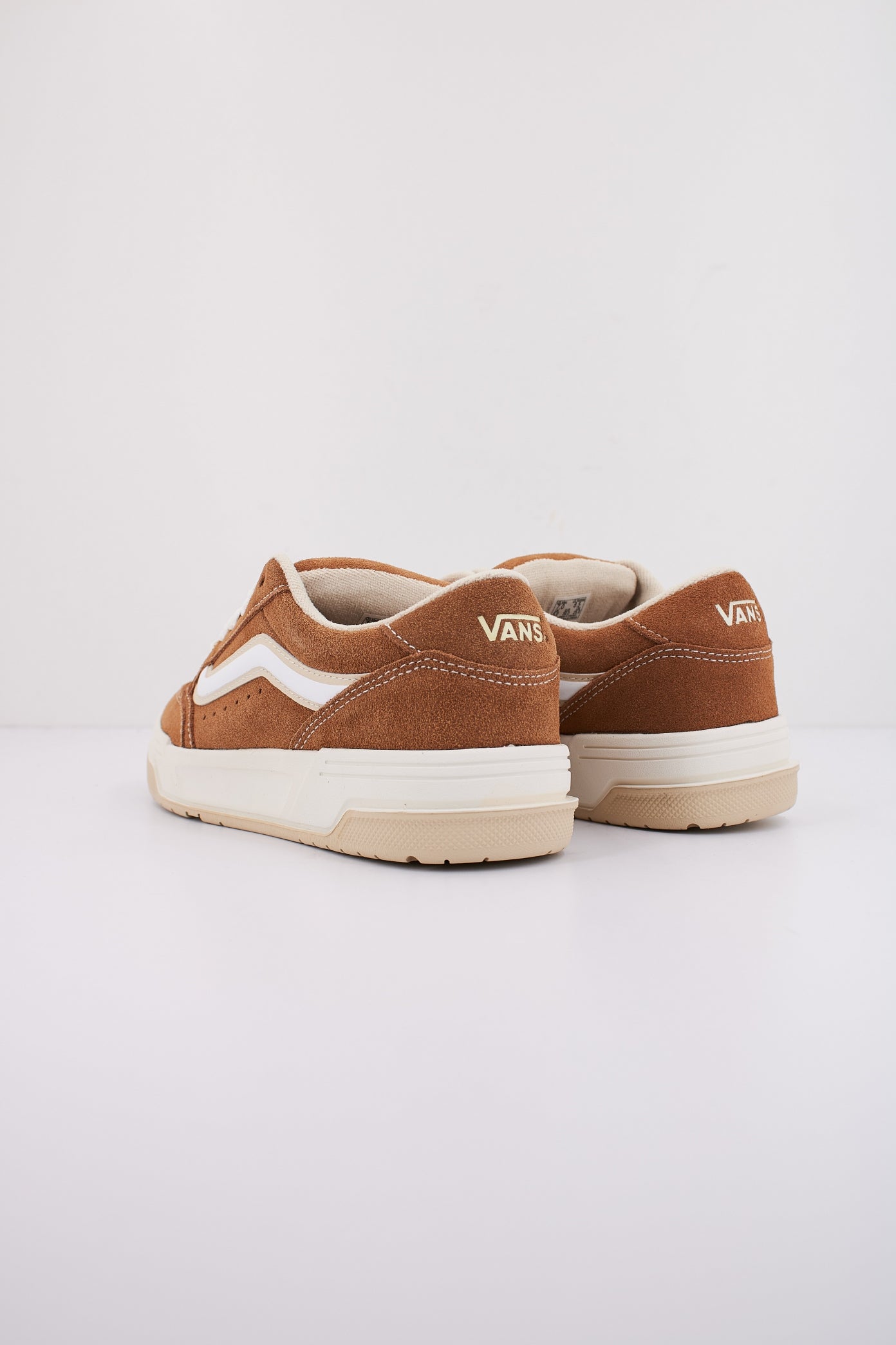 VANS HYLANE en color MARRON  (4)