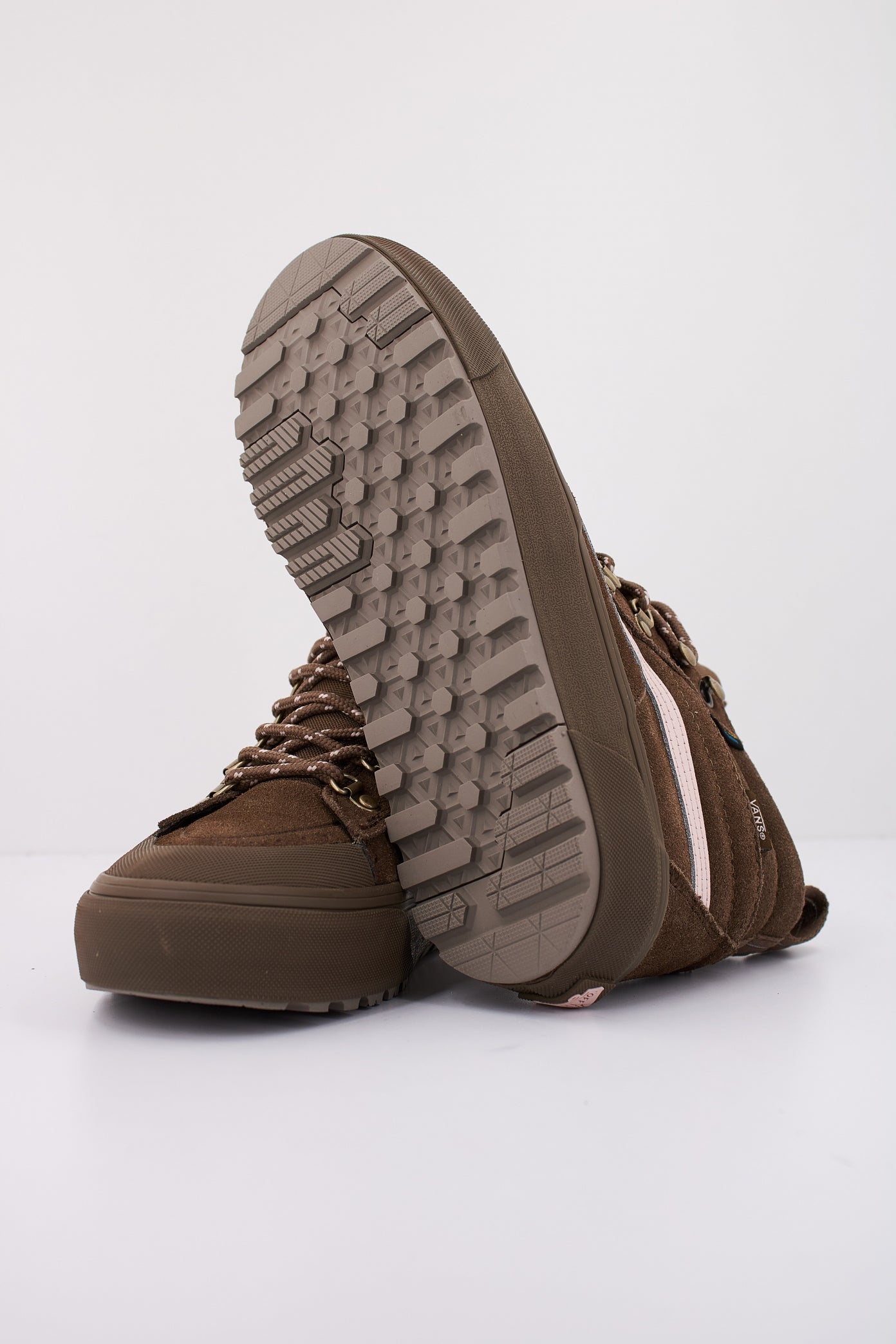 VANS MTE SK-HI DR WATERPRO en color MARRON  (5)