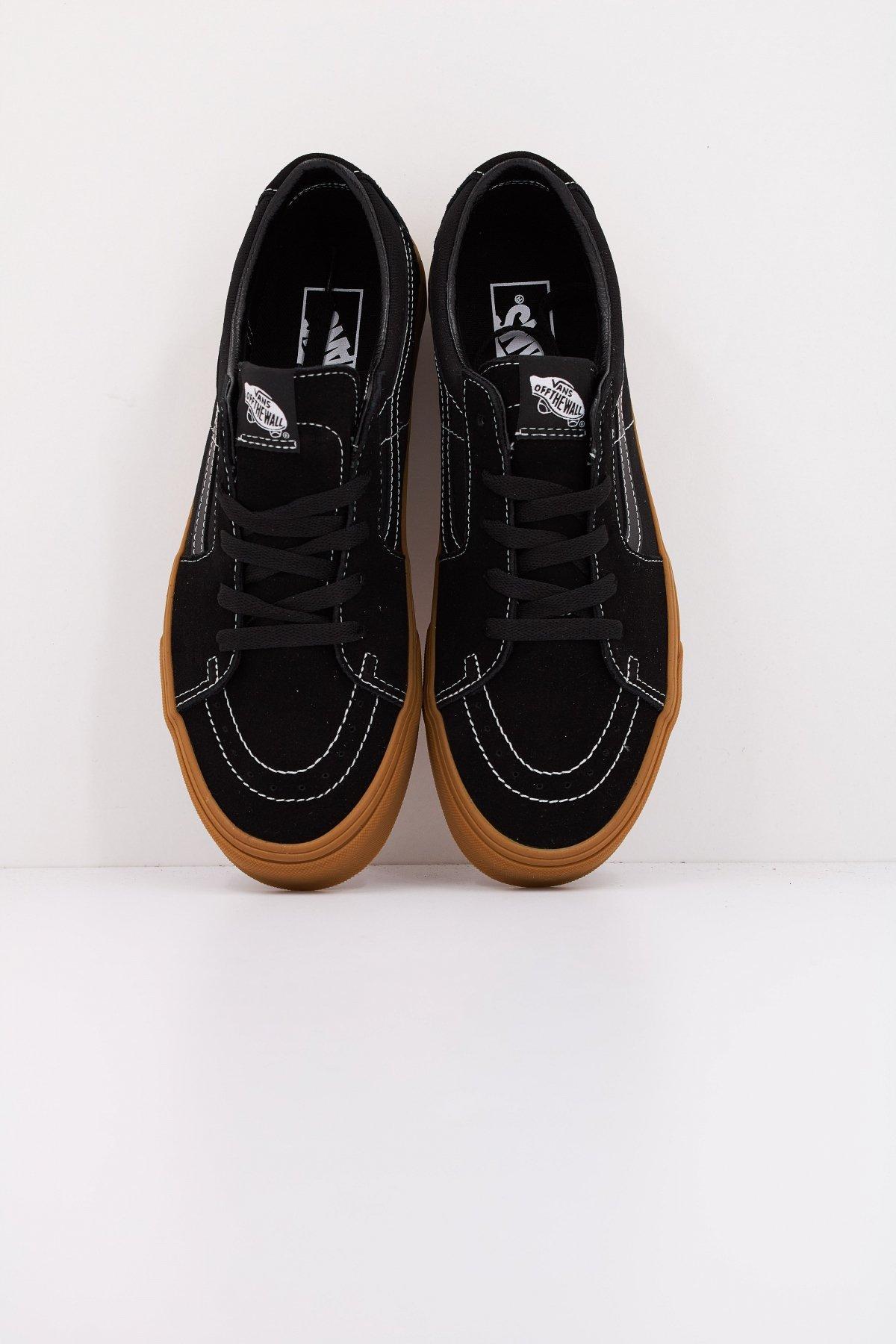 VANS SK-LOW en color NEGRO  (3)