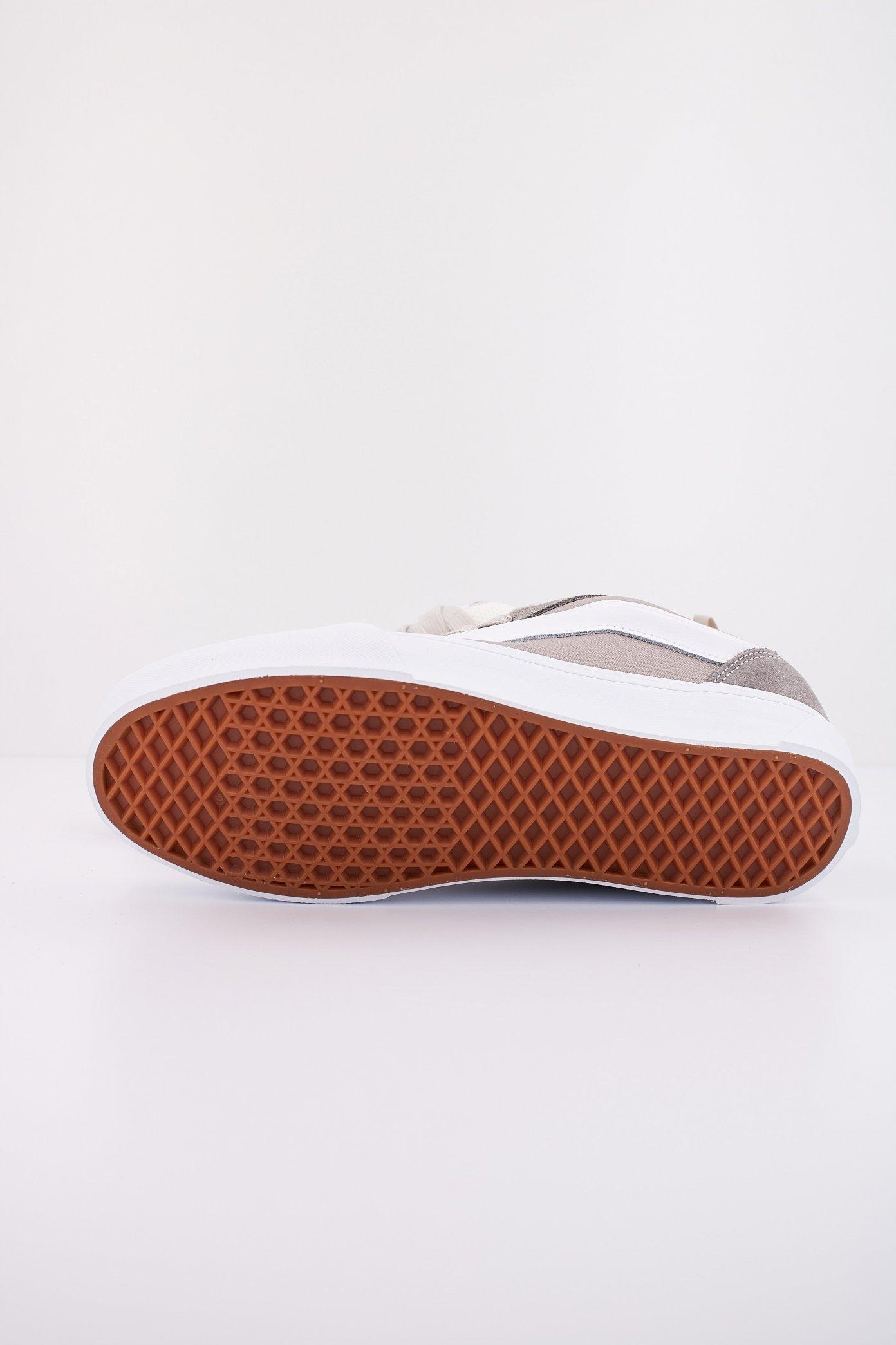 VANS KNU SKOOL en color GRIS  (5)