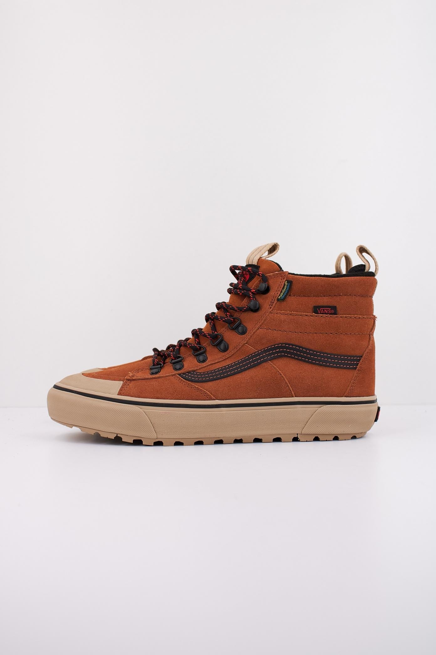VANS MTE SK-HI DR WATERPROOF en color MARRON  (1)