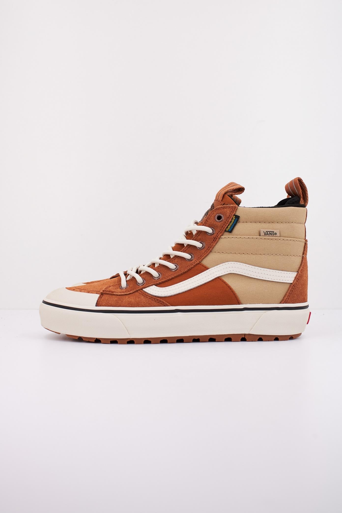 VANS MTE SK-HI WATERPROOF en color MARRON  (1)