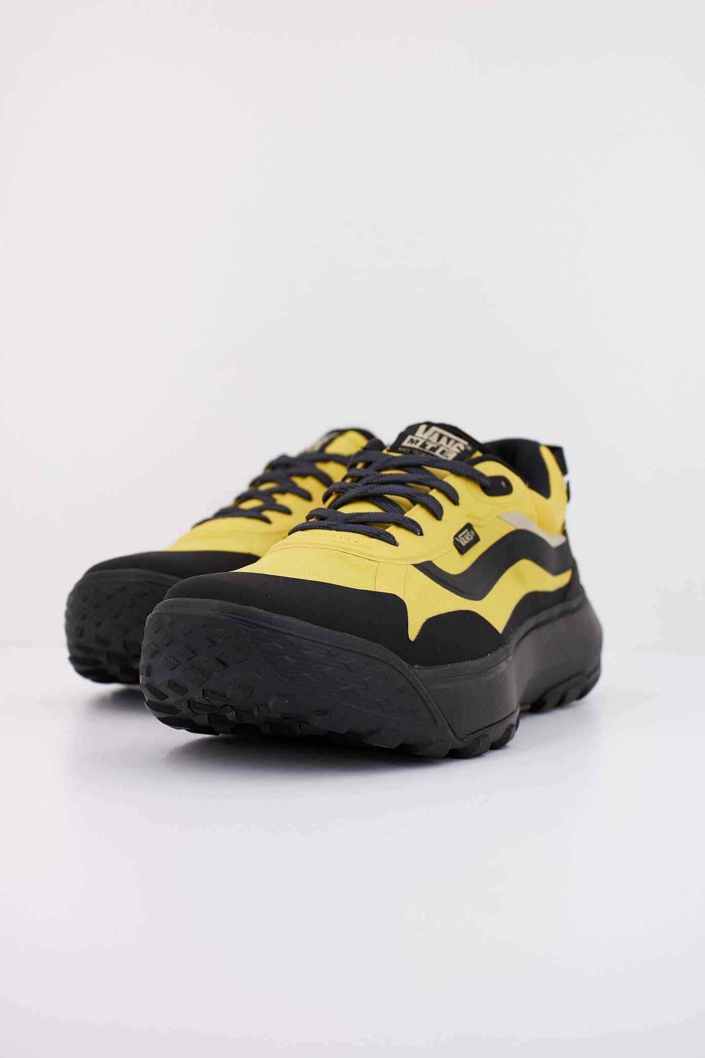 VANS MTE CROSSPATH en color AMARILLO  (2)