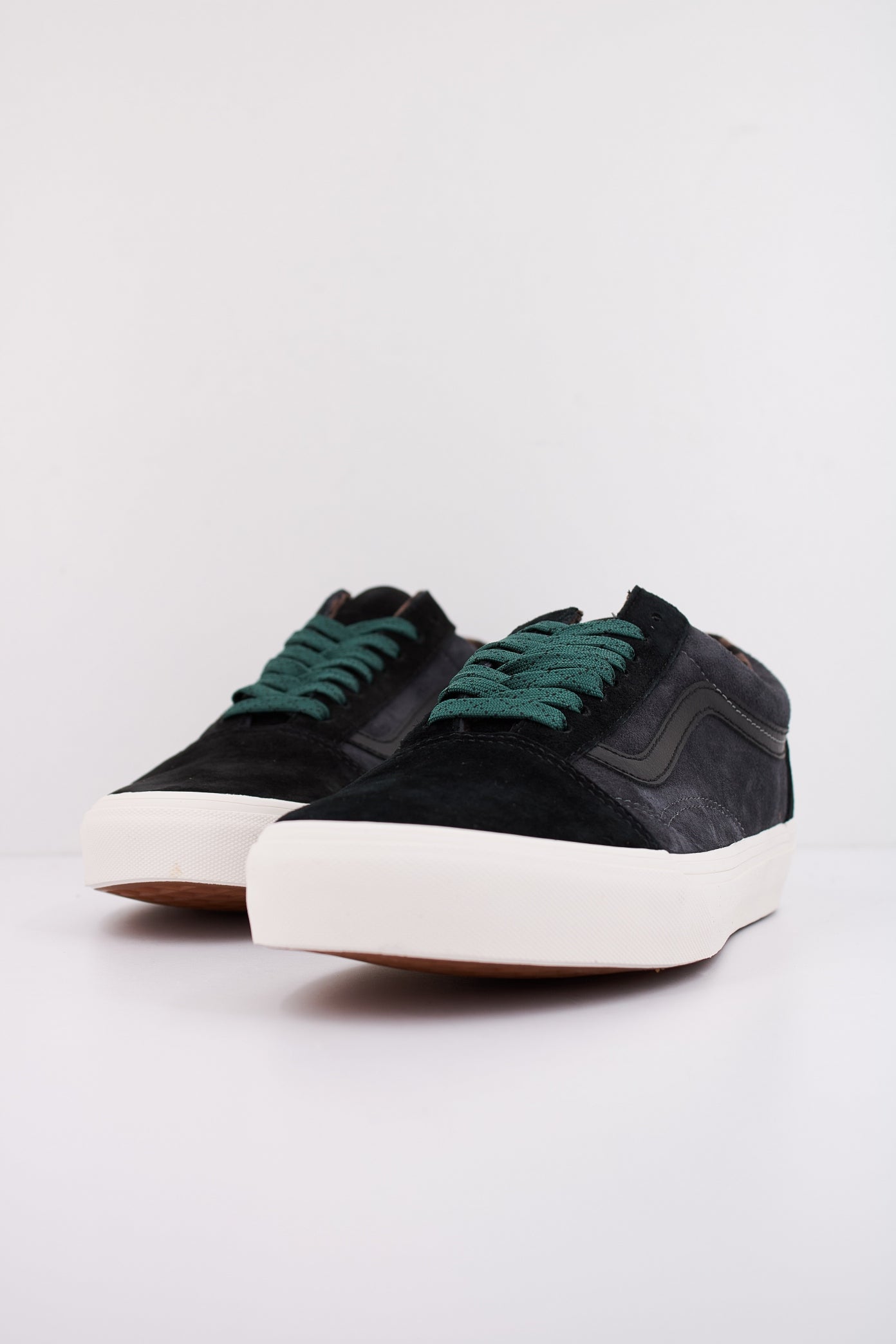 VANS OLD SKOOL en color GRIS  (2)