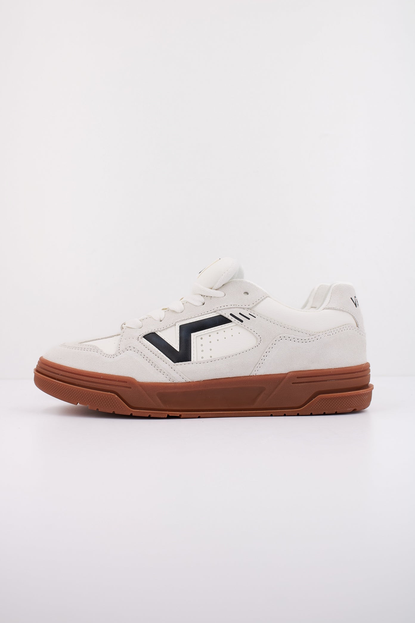 VANS UPLAND en color BLANCO  (1)