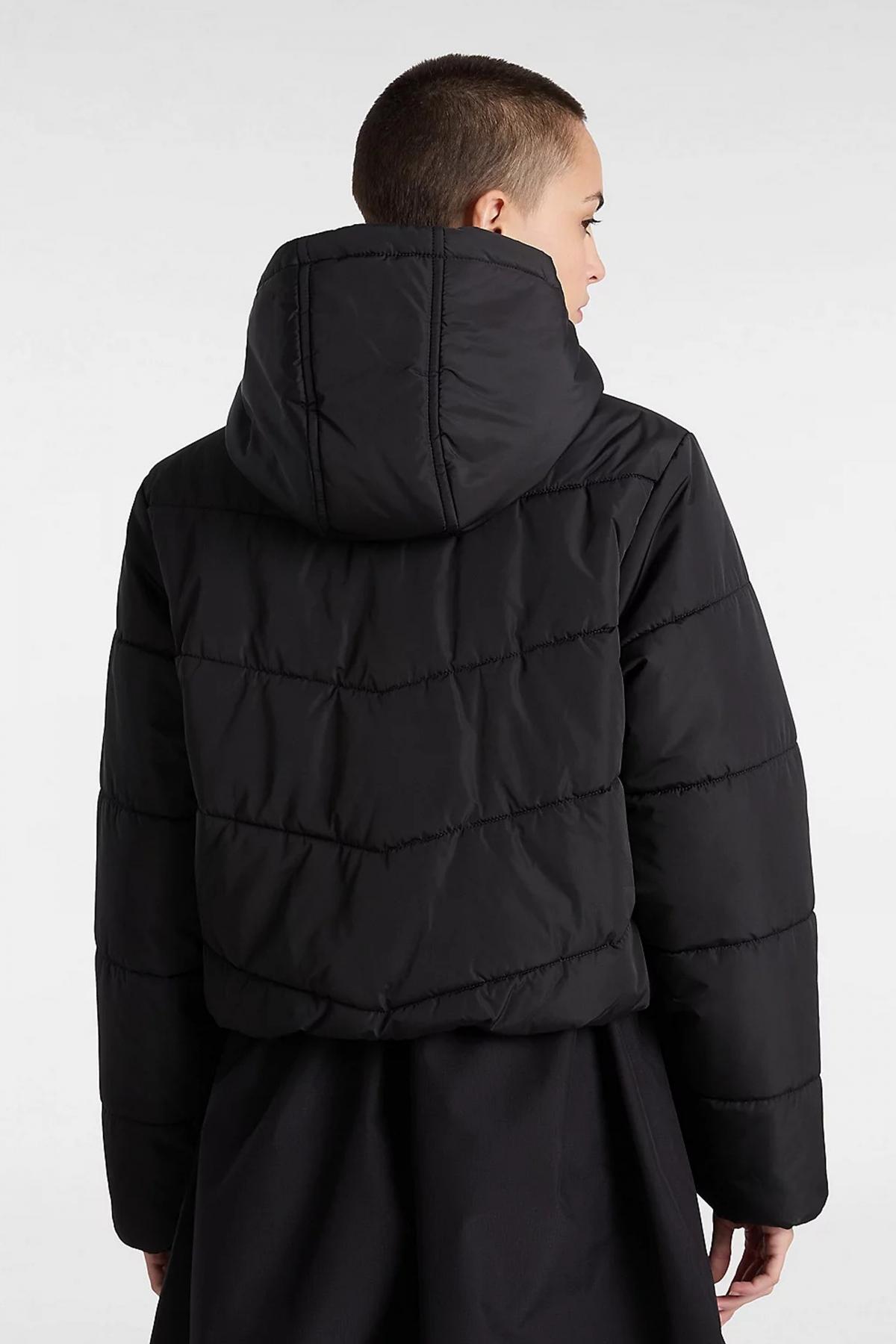VANS MTE FOUNDRY CROP PUFF en color NEGRO  (3)